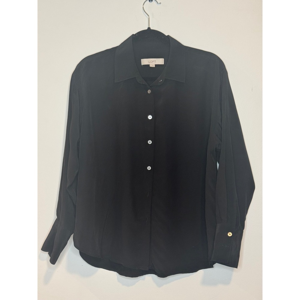 LOFT Black Button Down Collared Shirt Long Sleeve Women's Size Small V-Neck‎